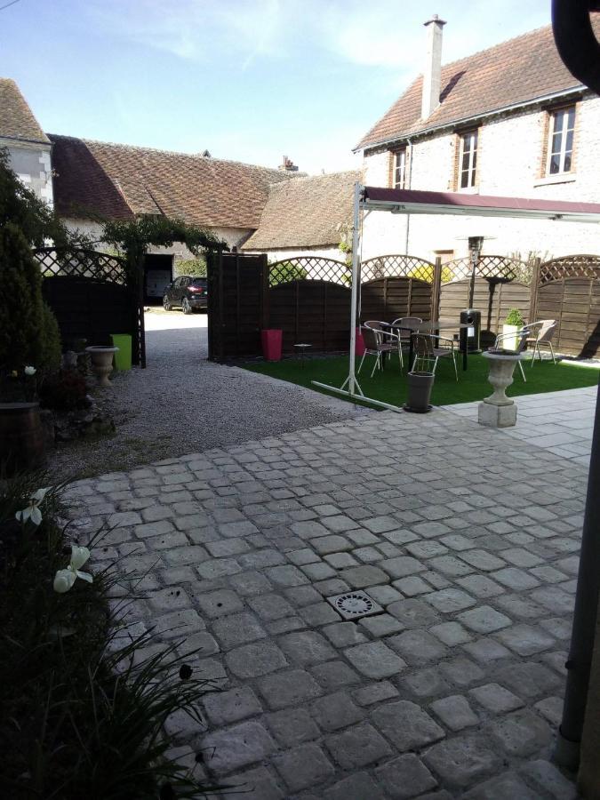 Le Lion D'Or Otel Selles-sur-Cher Oda fotoğraf