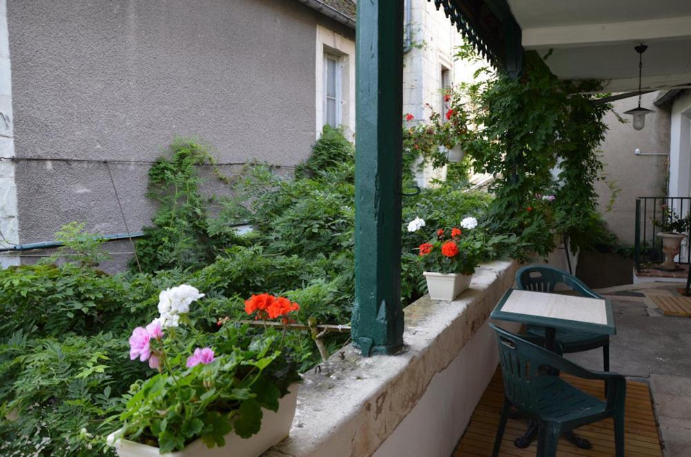 Le Lion D'Or Otel Selles-sur-Cher Oda fotoğraf